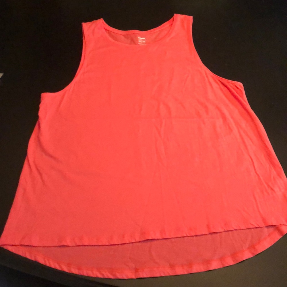 Old Navy pink tank top
